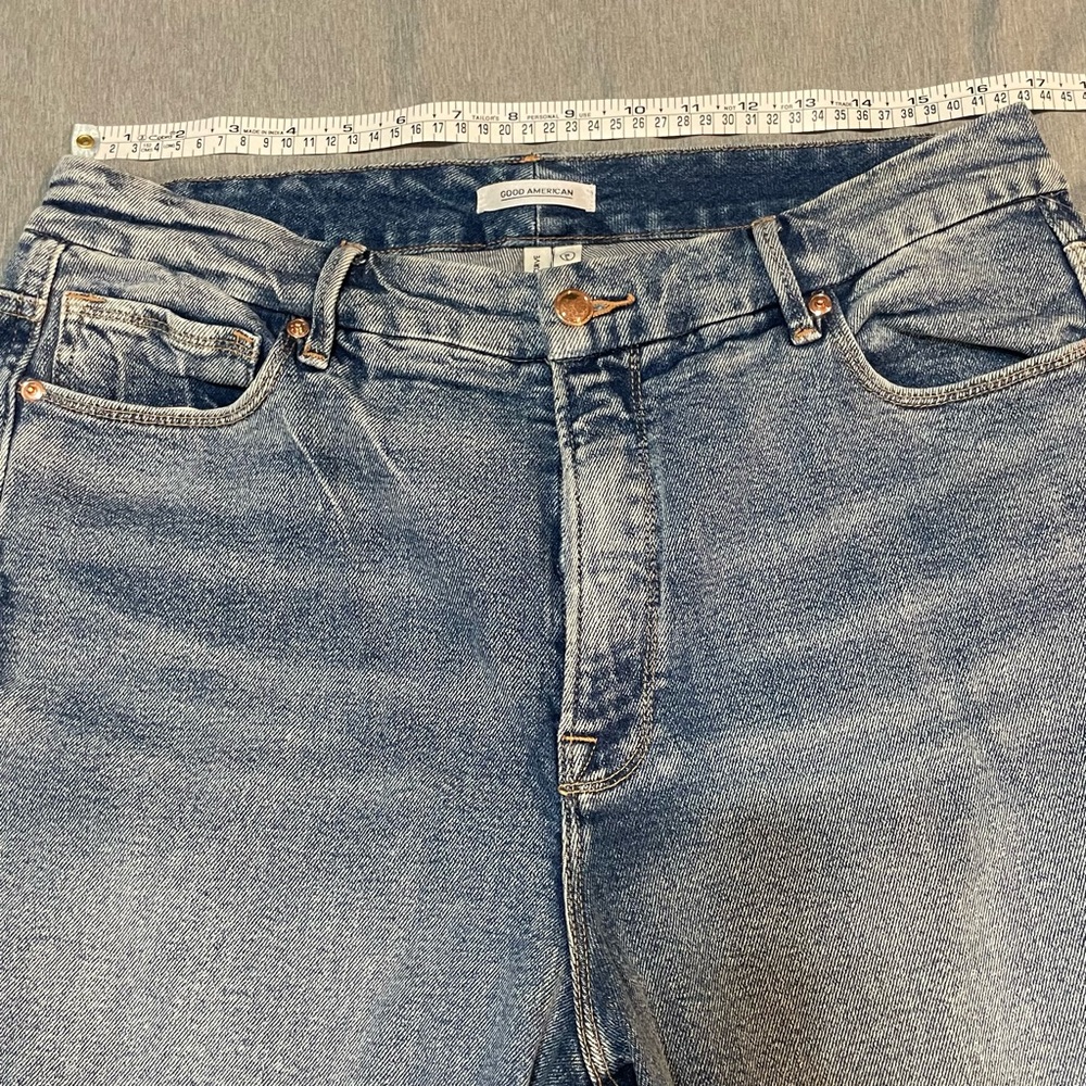 Good American Good Curve Straight Fray Hem Jeans Size 16 Medium Blue High Rise - Picture 8 of 14